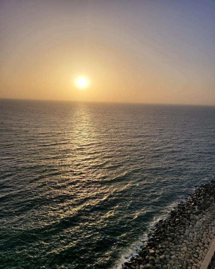 Ocean Whisper Ultra Luxe 1 Bedroom Apartment With A Private Beach - Al Marjan Island Рас-ель-Хайма Екстер'єр фото